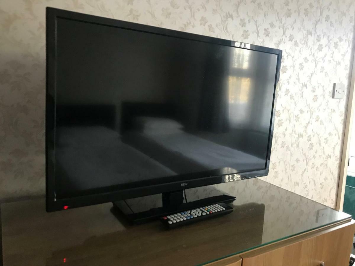 Airport Guest House Slough Extérieur photo